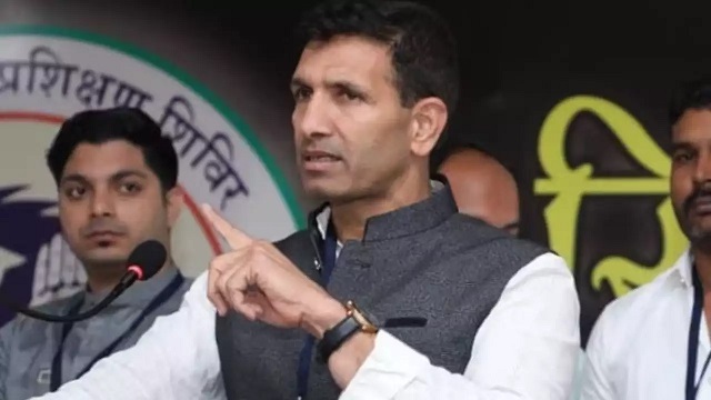 सत्ता और विपक्ष देश की उन्नति के लिए दो पटरियां है- जीतू पटवारी