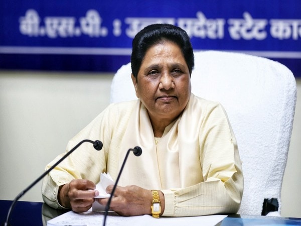 बसपा ने सर्वदलीय बैठक में की जाति जनगणना की मांग, मायावती ने ट्वीट भाजपा पर लगाया आरोप BSP demands caste census in all-party meeting, Mayawati tweets allegations against BJP