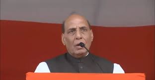 रक्षा मंत्री राजनाथ सिंह ने चेन्नई और उसके आसपास चक्रवात मिचौंग से बर्बाद हुए क्षेत्रों का किया हवाई सर्वेक्षण