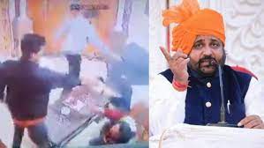 राष्ट्रीय राजपूत करणी सेना के राष्ट्रीय अध्यक्ष सुखदेव सिंह गोगामेड़ी की गोलियां मारकर हत्या, स्कूटी पर भागे हत्यारे
