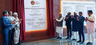 ‘‘यदि सूरत आगे बढ़ेगा, तो गुजरात आगे बढ़ेगा; यदि गुजरात आगे बढ़ेगा, तो देश आगे बढ़ेगा’’:प्रधानमंत्री मोदी