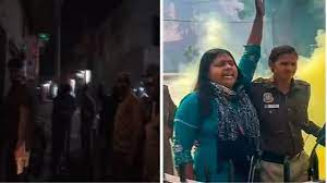जींद: दिल्ली पुलिस ने संसद के बाहर पकड़ी गई नीलम के घर की ली तलाशी