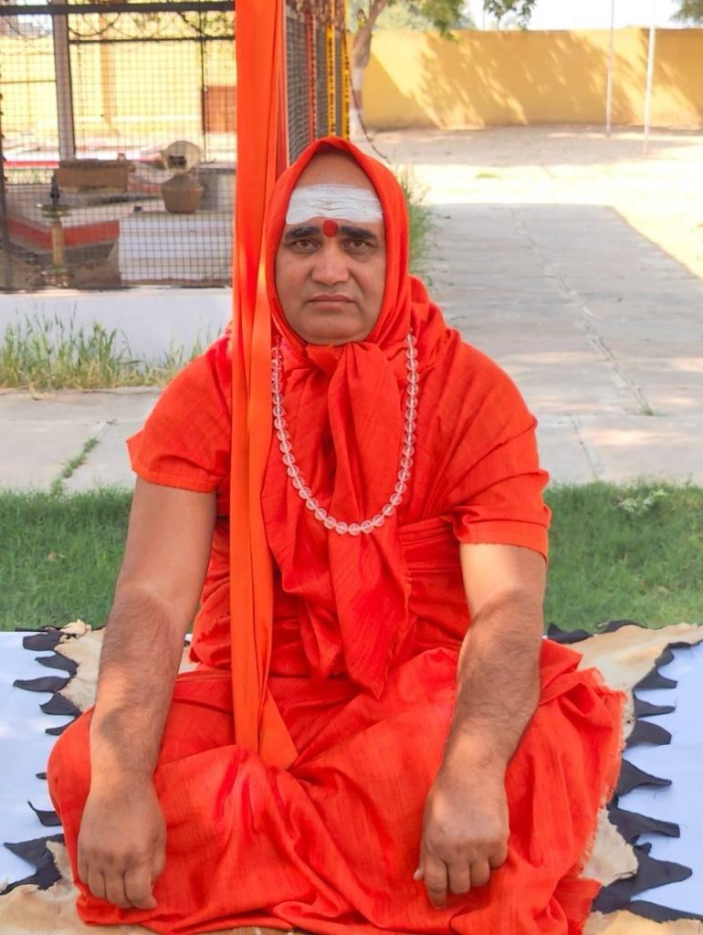 संघ कार्यालय थाईलैंड पहुँचे परमपूज्य गोवर्धन पीठाधीश्वर जगद्गुरु शंकराचार्य स्वामी श्री अधोक्षजानंद देवतीर्थ जी महाराज His Holiness Govardhan Peethadheeshwar Jagadguru Shankaracharya Swami Shri Adhokshajanand Devtirtha Ji Maharaj reached Sangh Office Thailand