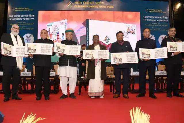 राष्ट्रपति ने 14वें राष्ट्रीय मतदाता दिवस समारोह में लिया भाग