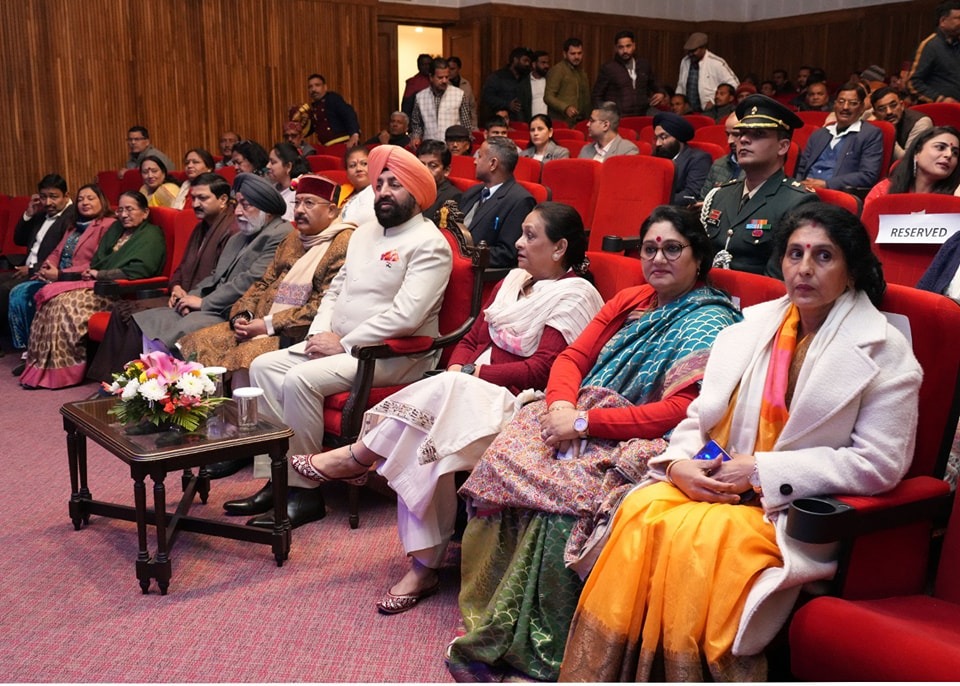 गीतों और भावों के माध्यम से किया गया प्रभु श्री राम के जीवन चरित्र का मंचन