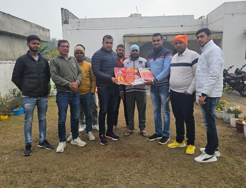 पं. परशुराम गौड ने घर घर जाकर वितरित किए एक लाख दिये, श्री राम मंदिर प्राण प्रतिष्ठा महोत्सव पर दीपावली मनाने का किया आग्रह