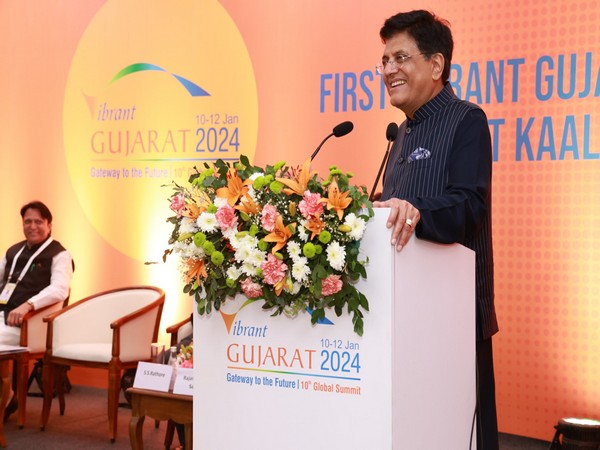भारत, यूएई द्विपक्षीय व्यापार को 100 अरब अमेरिकी डॉलर तक बढ़ाने की आकांक्षा रखते हैं: पीयूष गोयल