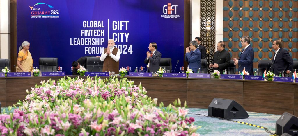 प्रधानमंत्री ने गिफ्ट सिटी में ग्लोबल फिनटेक फोरम में लिया भाग Prime Minister participates in Global Fintech Forum in GIFT City