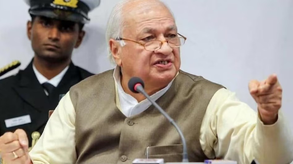 केरल के राज्यपाल आरिफ खान ने सीएम विजयन पर उनके खिलाफ एसएफआई के विरोध प्रदर्शन में शामिल होने का आरोप लगाया Kerala Governor Arif Khan accuses CM Vijayan of being involved in SFI protests against him