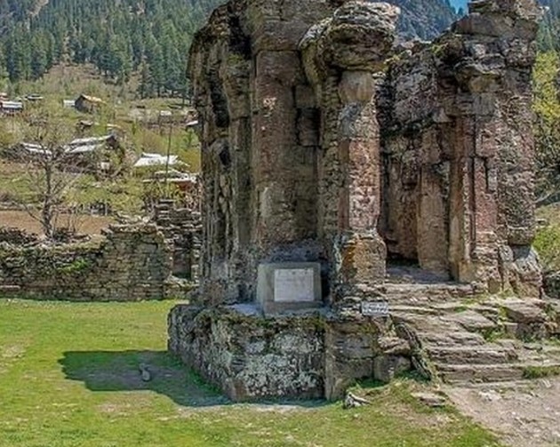 पीओके के शारदा मंदिर पर पाकिस्तानी सेना का कब्जा, समिति ने भारत से मांगी मदद Pakistani army captures Sharda temple of PoK, committee seeks help from India