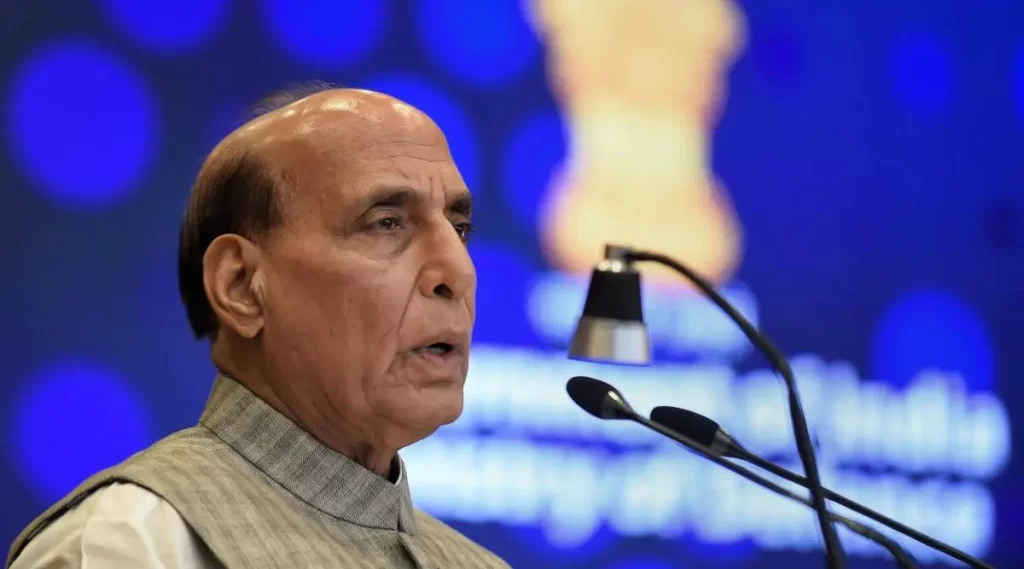 आधुनिक शिक्षा प्रदान करते हुए सांस्कृतिक विरासत को संरक्षित रखने के लिए नए भारत में अधिक गुरुकुलों की आवश्यकता है: रक्षा मंत्री राजनाथ सिंह