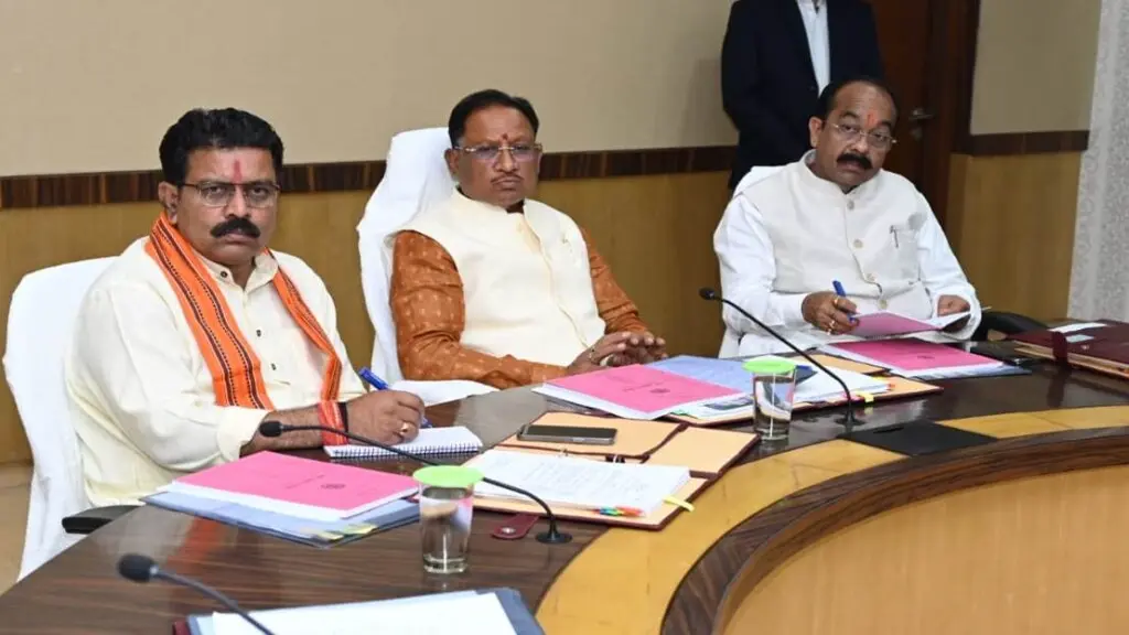 साय कैबिनेट की बैठक में लिए गए दो महत्वपूर्ण निर्णय, प्रफुल्ल भारत होंगे छत्तीसगढ़ के महाधिवक्ता, रामलला दर्शन योजना को दी मंजूरी