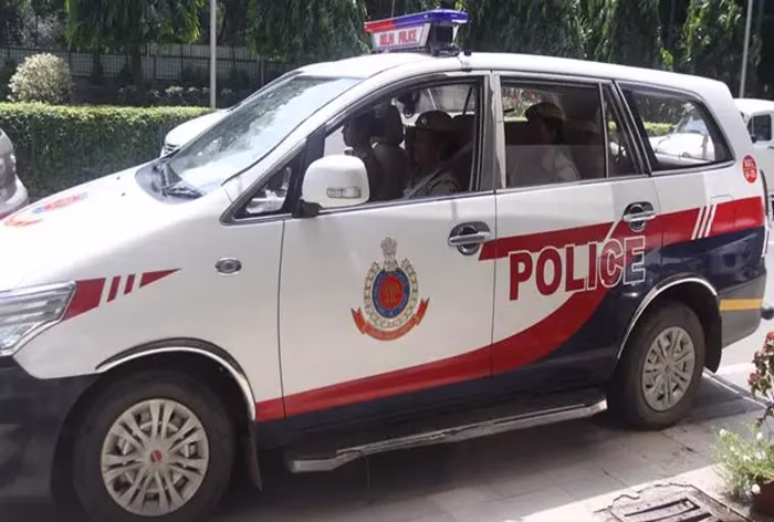 19 साल की गर्भवती युवती सड़क पर खून से लथपथ हालत में मिली, शरीर पर कई चोटें; हमले में किसी परिचित के होने का संदेह