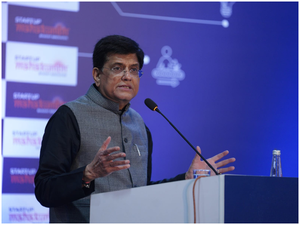 मजबूत मैक्रोइकोनॉमिक आधारों, अवसंरचना प्रोत्साहन तथा सामाजिक कल्याण से भारत के विकास को शक्ति मिलेगी: पीयूष गोयल