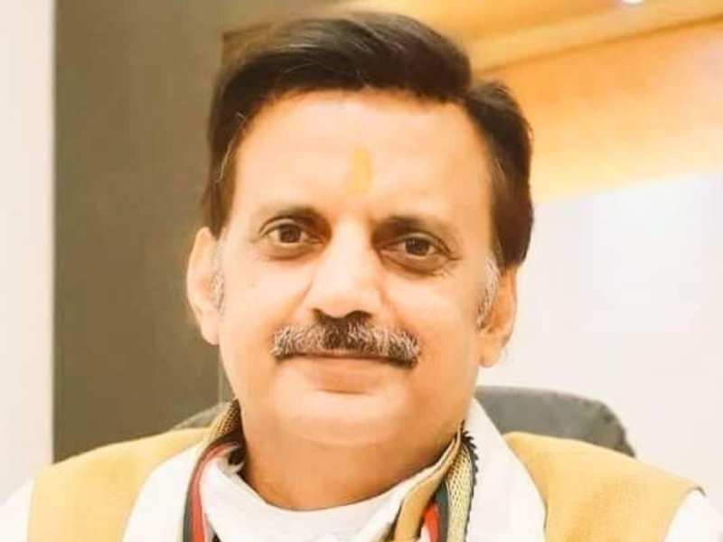 डिप्टी सीएम राजेंद्र शुक्ला के PA आनंद भट्ट की हो सकती है छुट्टी….