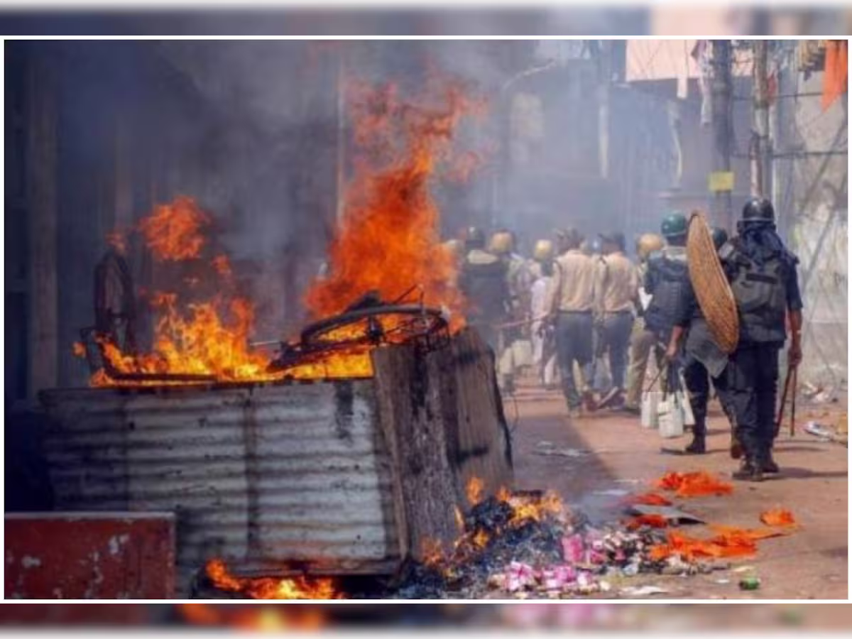 ‘आज पश्चिम बंगाल में टीएमसी शासन में हिंदू खतरे में हैं’, JNU में राजनीतिक हिंसा पर हॉट डिस्कशन