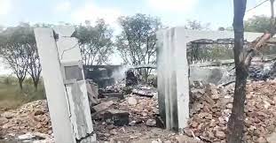 प्रधानमंत्री ने तमिलनाडु के विरुधुनगर जिले में एक पटाखा फैक्ट्री में हादसे के कारण कई लोगों की मौत पर गहरा शोक किया व्यक्त