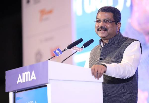 भारत 2027 तक तीसरी सबसे बड़ी अर्थव्यवस्था बनने की ओर अग्रसर है, इससे बड़े अवसर सामने आयेंगे: धर्मेंद्र प्रधान