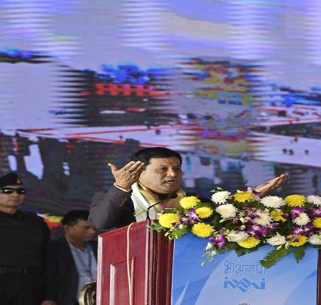 ये परियोजनाएं माल और यात्रियों के बेहतर और सुगम परिवहन के माध्यम से बिहार के नदी समुदाय में सर्वांगीण आर्थिक समृद्धि लाएंगी: सर्बानंद सोनोवाल