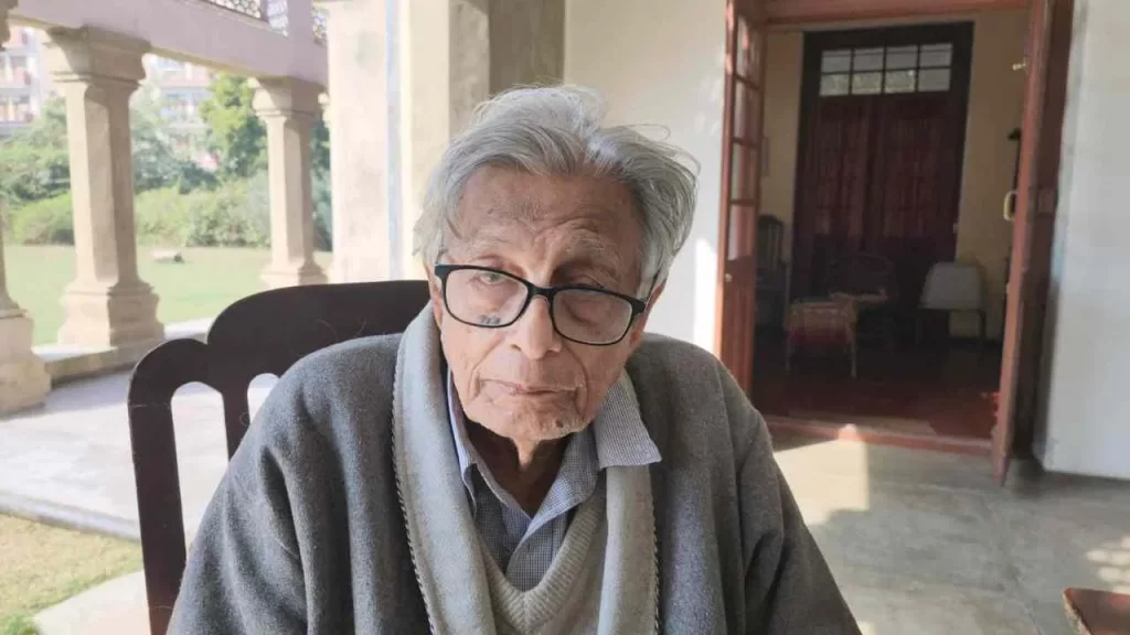 ‘मथुरा-काशी में मंदिरों को तोड़कर बनाई मस्जिदें, सर्वे-कोर्ट की क्या जरूरत?’, : इतिहासकार प्रो. इरफान हबीब