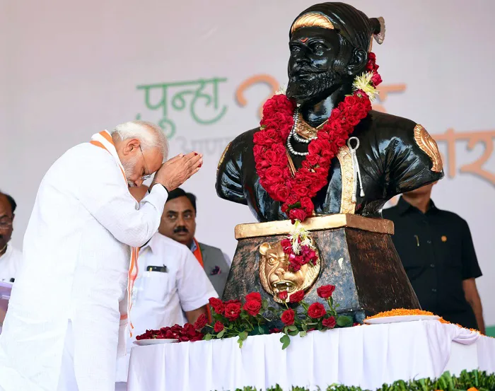प्रधानमंत्री ने छत्रपति शिवाजी महाराज की जयंती पर उनको श्रद्धासुमन किए अर्पित