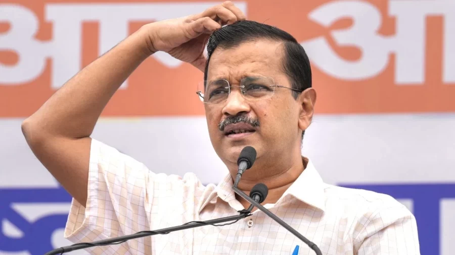 सीएम केजरीवाल पर ईडी का शिकंजा, समन नहीं स्वीकार करने पर पहुंची अदालत