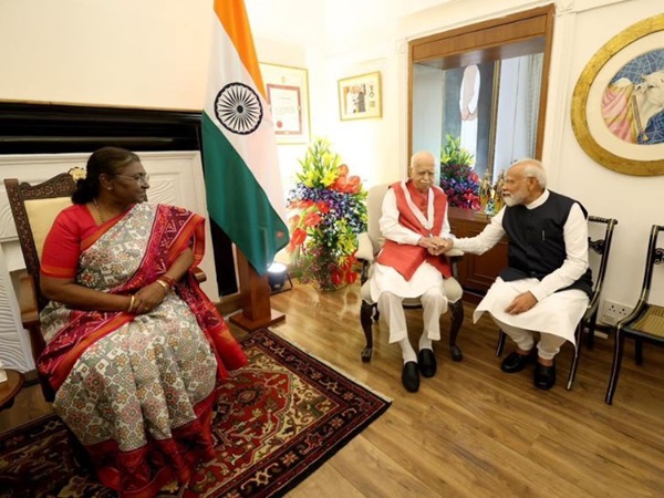 आडवाणी जी को भारत रत्न से सम्मानित होते देखना बहुत खास: पीएम मोदी