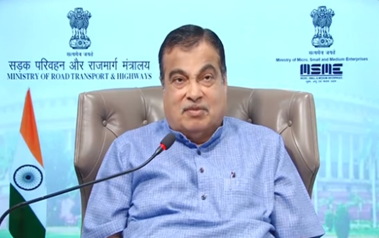नितिन गडकरी ने तमिलनाडु में राष्ट्रीय राजमार्गों को चौड़ा करने और इनको सुदृढ़ बनाने के लिए 2281.10 करोड़ रुपए की दी मंजूरी