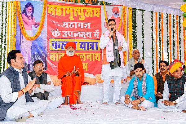 मुख्यमंत्री भजनलाल शर्मा ने कहा – सनातन धर्म के संरक्षण में साधु-संतों का विशेष योगदान,यज्ञ से होती है आत्मा की शुद्धि