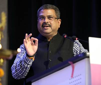 धर्मेन्द्र प्रधान ने स्कूल एवं अध्यापक शिक्षा में विभिन्न पहलों की शुरुआत की