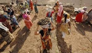 मनरेगा में मजदूरी अब ज्यादा मिलेगी, यहां देखें सरकार द्वारा जारी नोटिफिकेशन