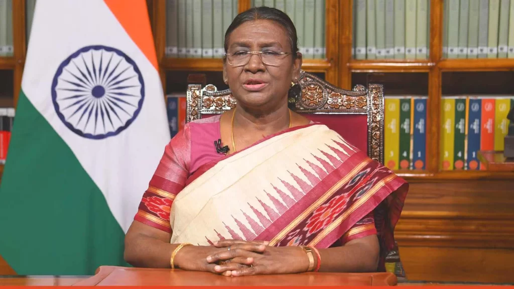 राष्ट्रपति द्रौपदी मुर्मु बुद्धवार को 94 प्रख्यात कलाकारों को साल 2022 और 2023 के लिए संगीत नाटक अकादमी पुरस्कार करेंगी प्रदान
