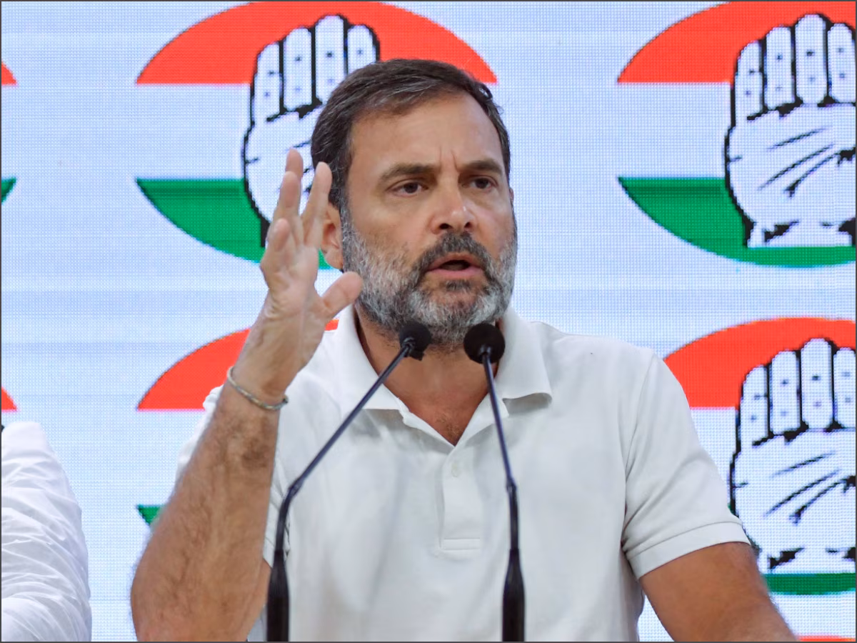 कांग्रेस ने बीजेपी पर लोकसभा चुनाव से पहले उसे आर्थिक रूप से कमजोर बनाने का लगाया आरोप