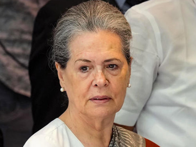 सोनिया गांधी के गृह प्रदेश राजस्थान में कांग्रेस पार्टी में बवाल