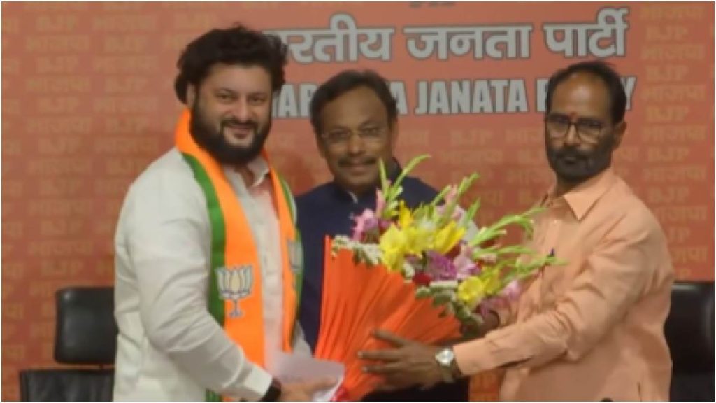 बीजेडी को छोड़कर बीजेपी में शामिल हुए अनुभव मोहंती, यहां जानें सांसद का राजनीतिक सफर