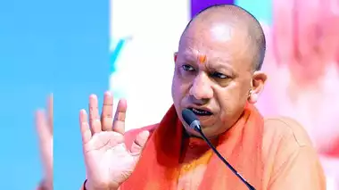 ईवीएम पर सवाल उठाने वाले वही लोग हैं जो कभी बैलेट लूटने का काम करते थे: योगी आदित्यनाथ