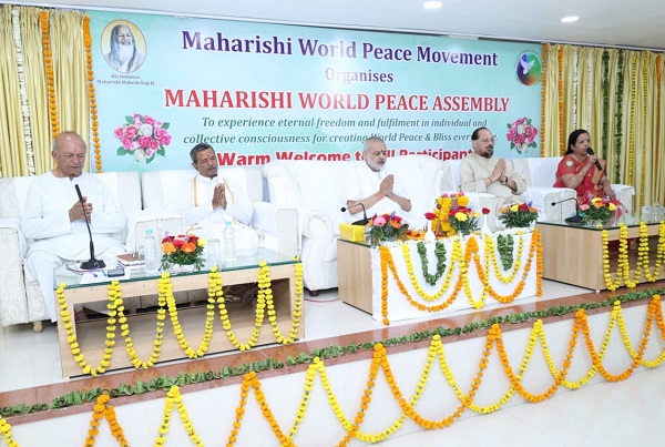 भोपाल: विभिन्न वैदिक तकनीकों के माध्यम से विश्व शांति स्थापित करने की थीम पर महर्षि विश्व शांति समागम का शुभारंभ