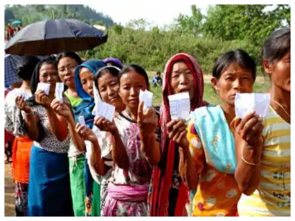 मणिपुर: चुनाव के दौरान रही कड़ी सुरक्षा फिर भी वोटिंग के दौरान गूंजी गोलियों की आवाज