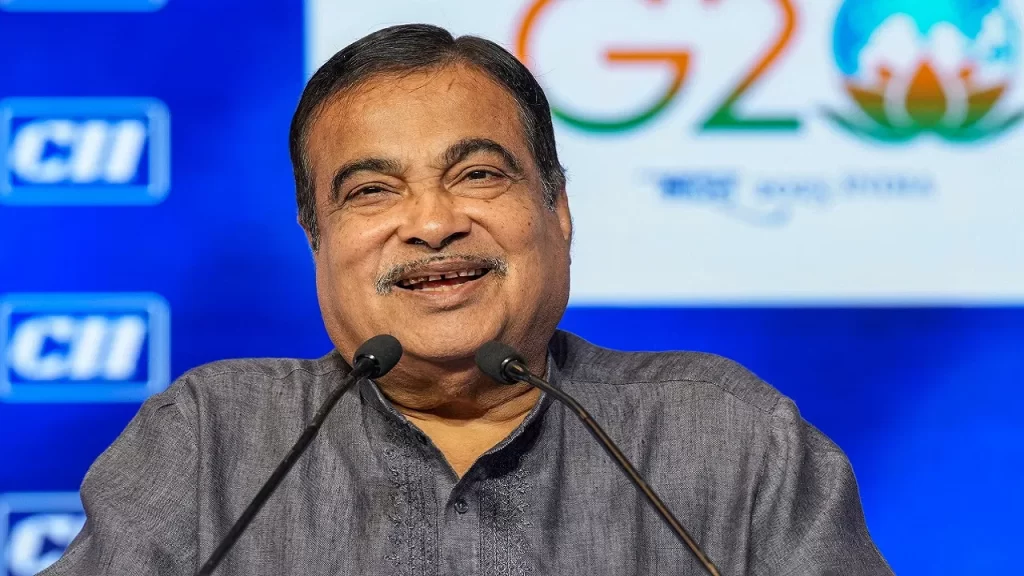 डीजल-पेट्रोल कारों को लेकर नितिन गडकरी का बड़ा बयान