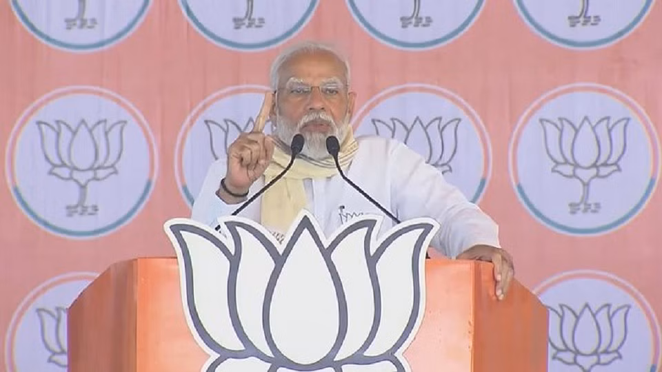 ‘यूपी में दो शहजादों की जोड़ी को…’ पीएम मोदी ने यूपी में सपा-कांग्रेस गठबंधन को लेकर राहुल-अखिलेश पर कसा तंज