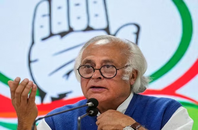 कांग्रेस ने तीसरे फेज के मतदान प्रतिशत को लेकर कसा तंज, कहा- उम्मीद है कि चुनाव आयोग…
