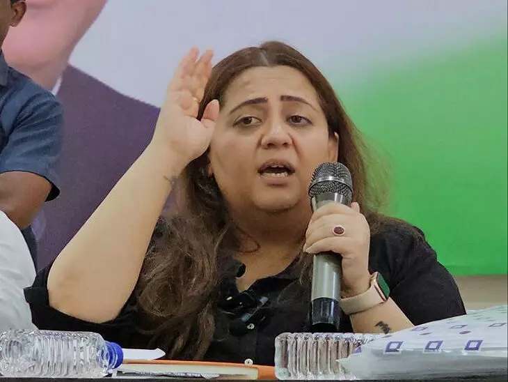 राधिका खेड़ा का भूपेश बघेल पर हमला, कहा- ‘काका का मोह, एक लड़की की इज्जत से बढ़कर है….’