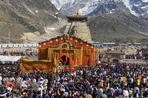 चारधाम यात्रा के बारे में फेक न्यूज या विडियो बनाने वालों के खिलाफ सरकार एक्शन में, होगी कड़ी कार्रवाई