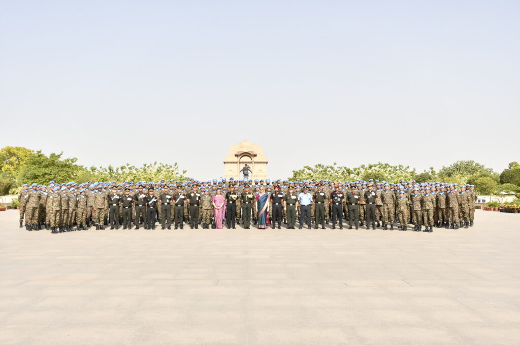 भारतीय सेना ने संयुक्त राष्ट्र शांति सैनिकों के 76वें अंतर्राष्ट्रीय दिवस का स्मरणोत्सव मनाया