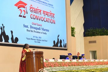डॉक्टरों को आपातकालीन रोगियों के प्रति संवेदनशील होना चाहिए, उपचार में देरी से जान जा सकती है : राष्ट्रपति मुर्मू