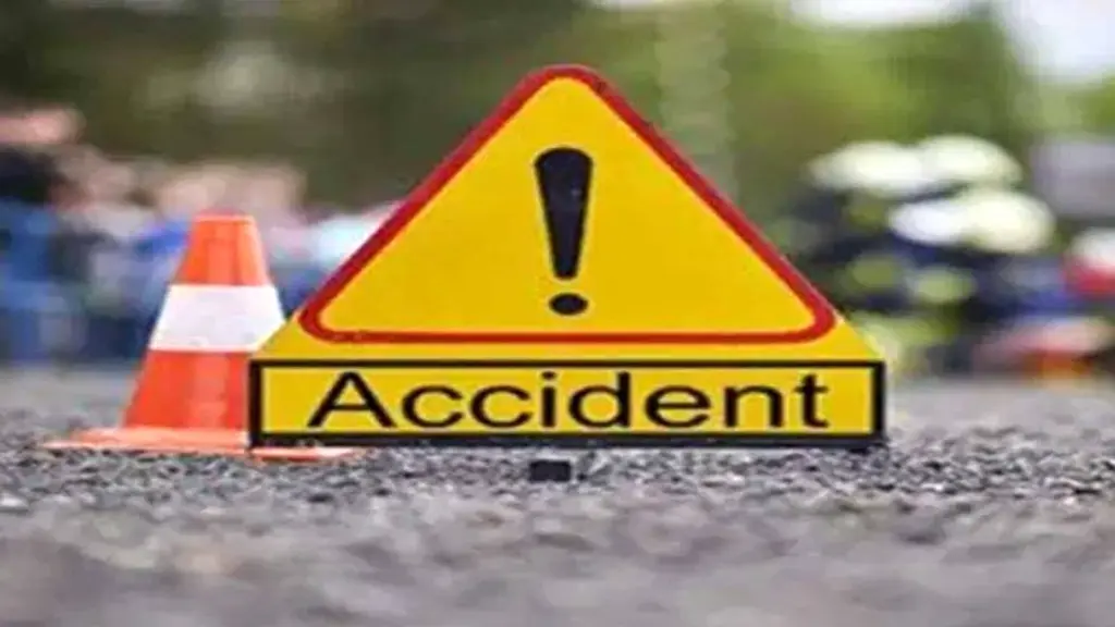 इंदौर में दर्दनाक सड़क हादसा, बोलेरो एसयूवी दुर्घटनाग्रस्त होने से 8 लोगों की मौत