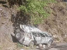 मसूरी-देहरादून रोड पर बड़ा सड़क हादसा, एक कार के खाई में गिरने से 6 लोगों की मौत