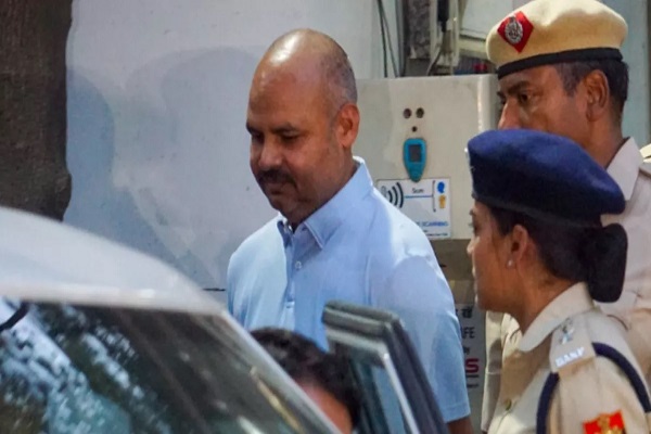 स्वाति मालीवाल से मारपीट मामले में आरोपी बिभव कुमार को बड़ा झटका, कोर्ट ने चार दिन की न्यायिक हिरासत में भेजा
