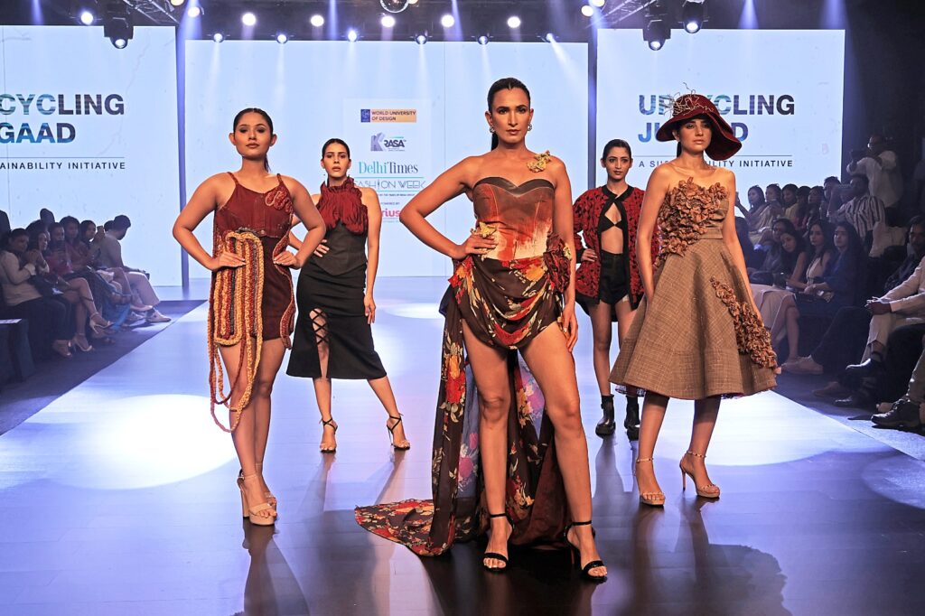 दिल्ली टाइम्स फैशन वीक में वर्ल्ड यूनिवर्सिटी ऑफ डिजाइन के छात्रों ने सस्टेनेबल फैशन को चैंपियन बनाया