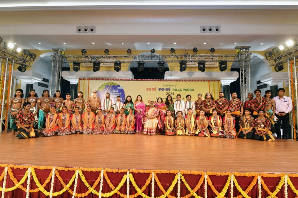 “हमारी विरासत का जश्न: ओडिशा की जीवंत संस्कृति की एक झलक” – राष्ट्रपति मुर्मू